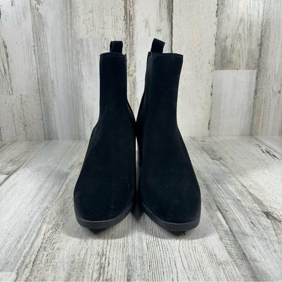 NEW Steve Madden Rhiannon Chelsea Black Suede Block Heel Ankle Boots #1220 - Picture 9 of 12